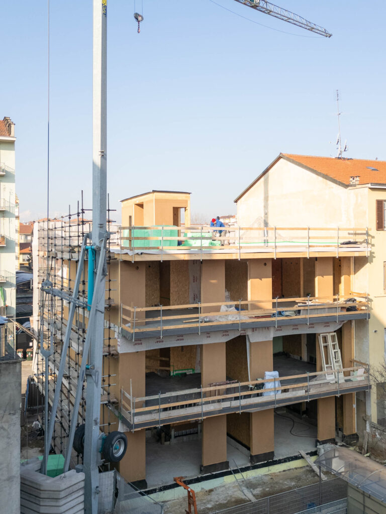 2_Ristrutturazioni_Torino_Edilizia_AMIC_Extraurbano